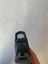 Load image into Gallery viewer, PDP 2.0 with Ameriglo GL-429s, Holosun 407c, and our DOGTAG will give you lower 1/3 co-witness
